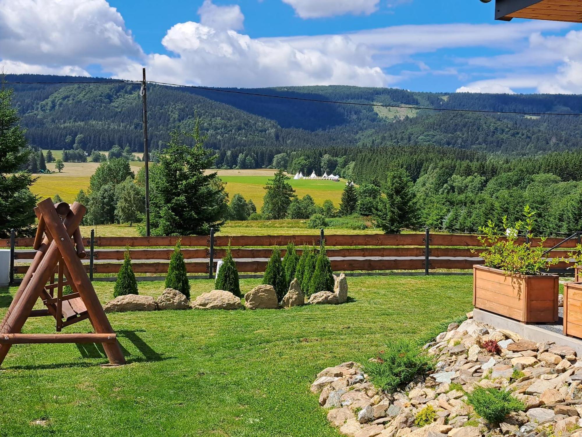 Osada Orlica Klimatyczne Domki Z Widokiem Na Gory I Termalnym Spa Sauna Jacuzzi 4 Km Od Zieleniec Ski Arena Lasowka المظهر الخارجي الصورة