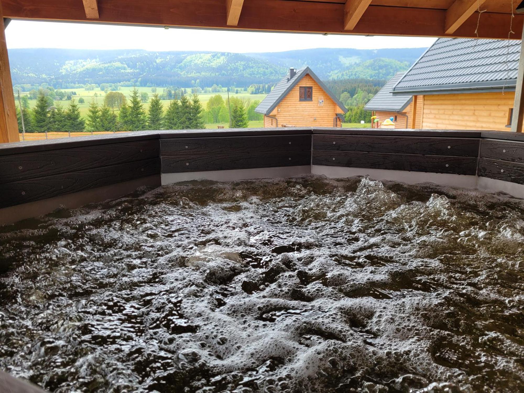 Osada Orlica Klimatyczne Domki Z Widokiem Na Gory I Termalnym Spa Sauna Jacuzzi 4 Km Od Zieleniec Ski Arena Lasowka المظهر الخارجي الصورة