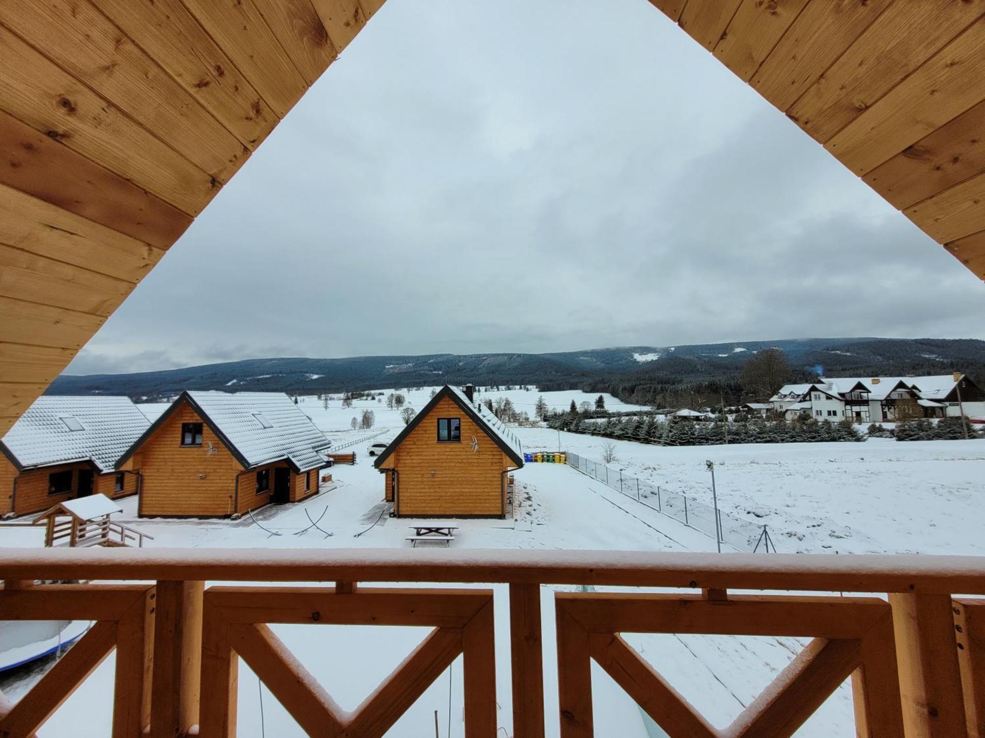 Osada Orlica Klimatyczne Domki Z Widokiem Na Gory I Termalnym Spa Sauna Jacuzzi 4 Km Od Zieleniec Ski Arena Lasowka المظهر الخارجي الصورة